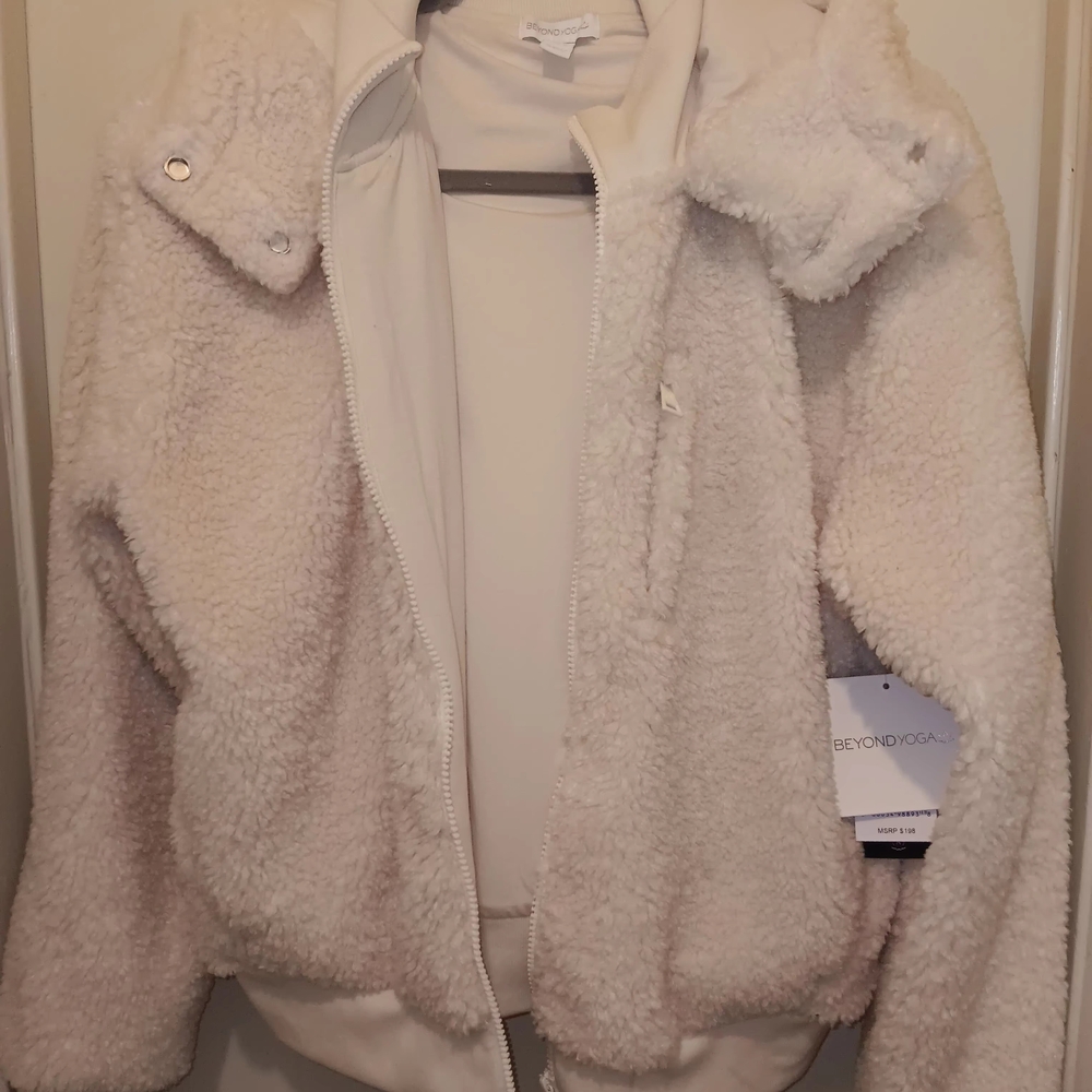 Beyond Yoga Beige Fleece Jacket
